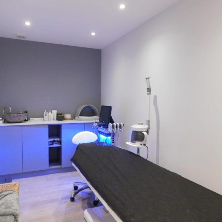 skin-innovation-clinic-room Cosmetic Injectables